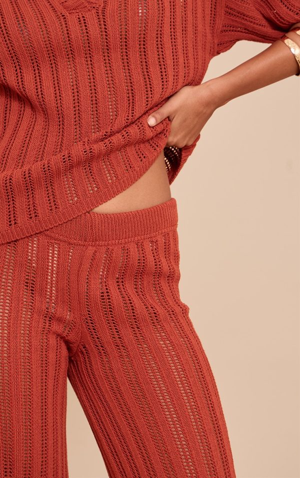 ac3c6912bf3597899348806733f55f647881ec39_CNN2702_4_rust_crochet_knit_trouser