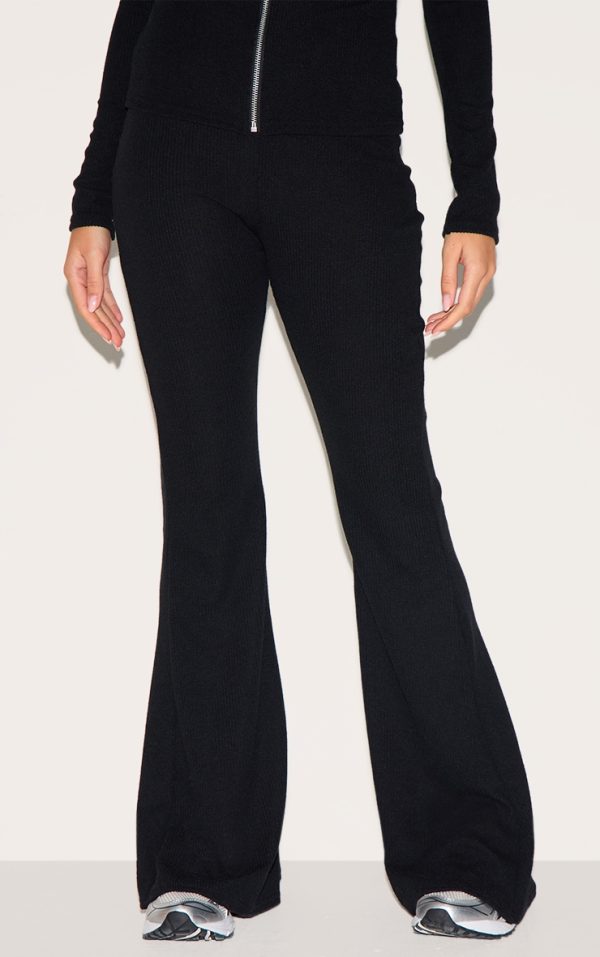 ad56d43887a43bad6669d6165ab3b4b0f6fa3862_CNK5177_2_black_rib_high_waist_flares