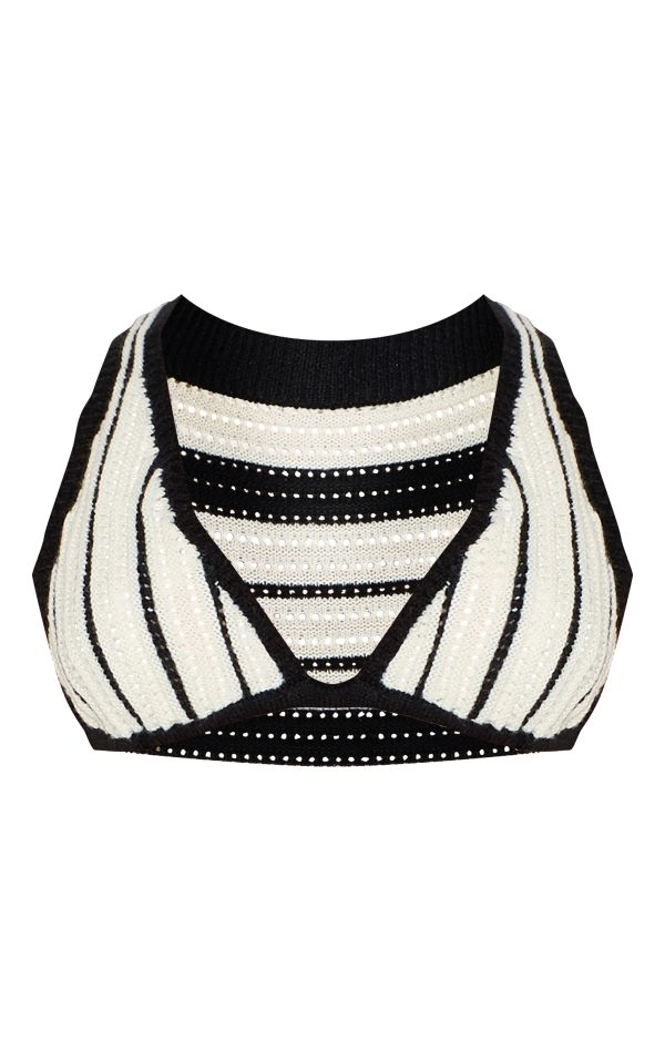b00a35f3fed9799ca9b5db44bd7c9cdca0d4f3d2_CNM3875_5_petite_monochrome_crochet_knit_open_back_bralet