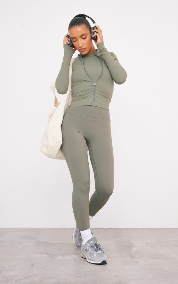 b15b0f4d1a8c9583db3ccfebcaa11337b6fdec10_CNF7385_3_olive_ultimate_sculpt_jacket