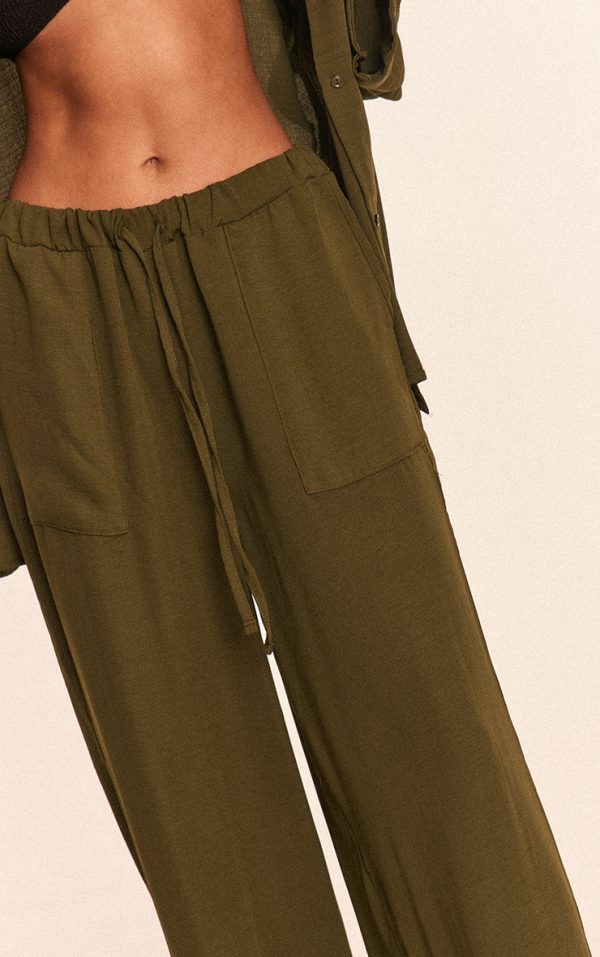 b26d639fc83998b39fbb5b3c56ebd71c1a4a4ac8_CNN1465_4_khaki_linen_look_drawstring_beach_trousers