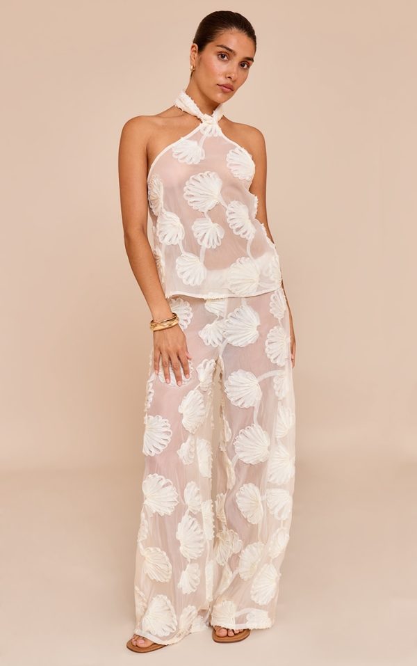 b8844402e335b478ce9de90b69d350bd07e08730_CNM7075_3_petite_cream_sheer_shell_applique_knot_detail_top