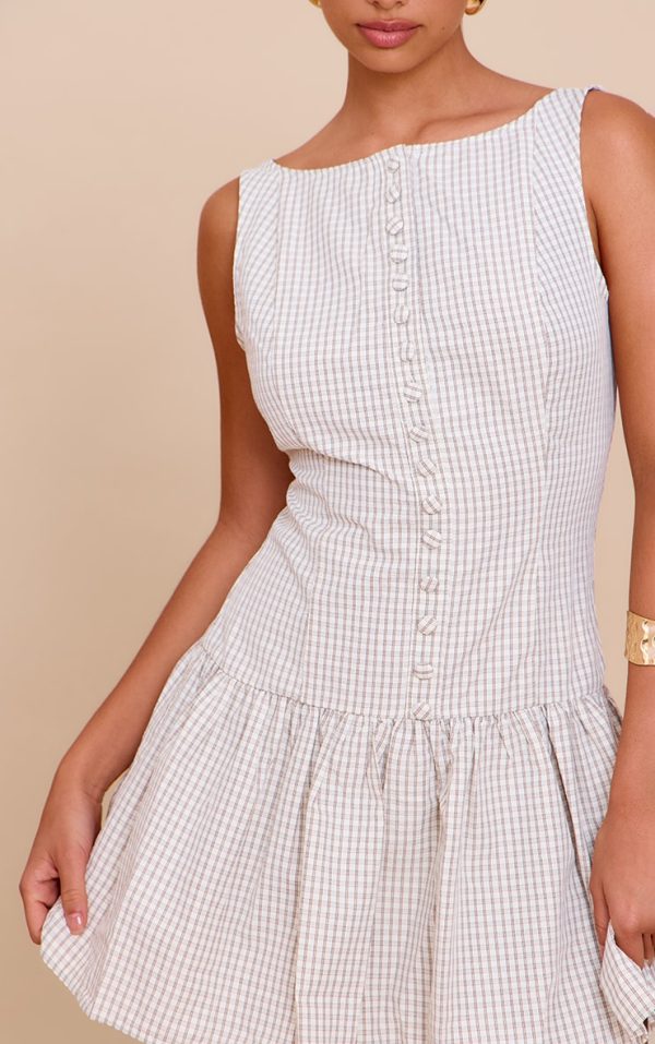 b8c19b2c76640f718f04dd4f9b67b6c0996f7bdc_CNM1544_4_taupe_checked_scoop_back_button_down_shift_dress