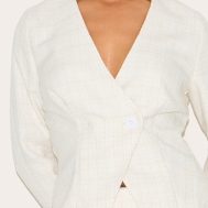 bbe73ea890ac4afb7a7696e6d9450d42ba0c0a6c_CNM3445_4_petite_off_white_boucle_blazer