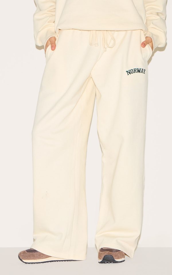 be08f8431eed7144d09230afd98b2265970b81f1_CNM0211_2_cream_premium_norway_wide_leg_joggers