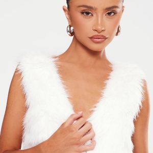 Petite White Fluffy V Neck Crop Top