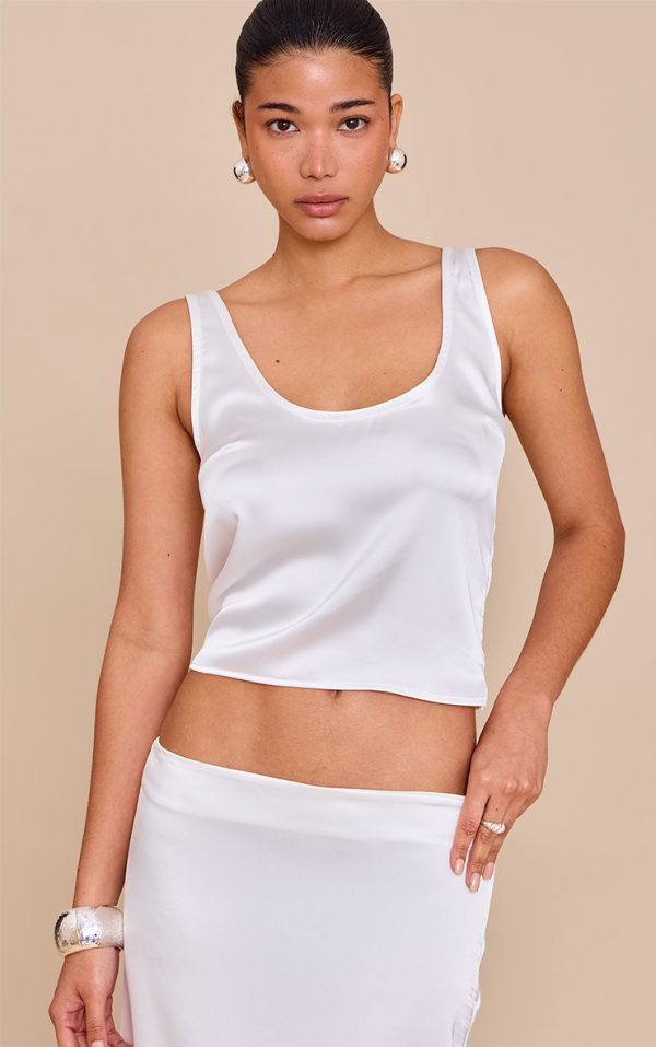 be6f74446802c19a46984b84991ae0191b93fa85_CNM8892_1_cream_satin_scoop_neck_cami_top