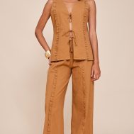 be928e41ab99016d14c40ea53c6e5064f155e530_CNM3936_3_tan_tie_front_sleeveless_top