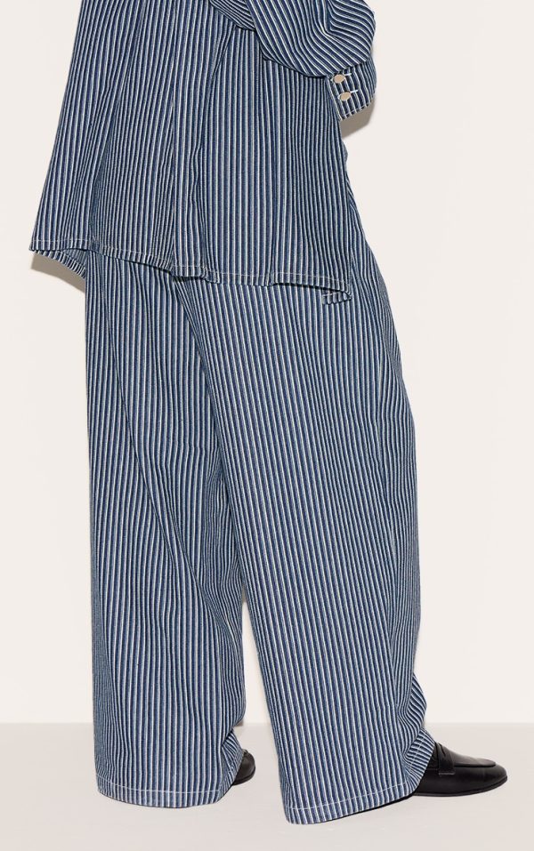 c232dae291075cf8830e6172f1e38ad8fb9f34d5_CNL8207_3_plus_blue_pinstripe_elasticated_waist_jeans