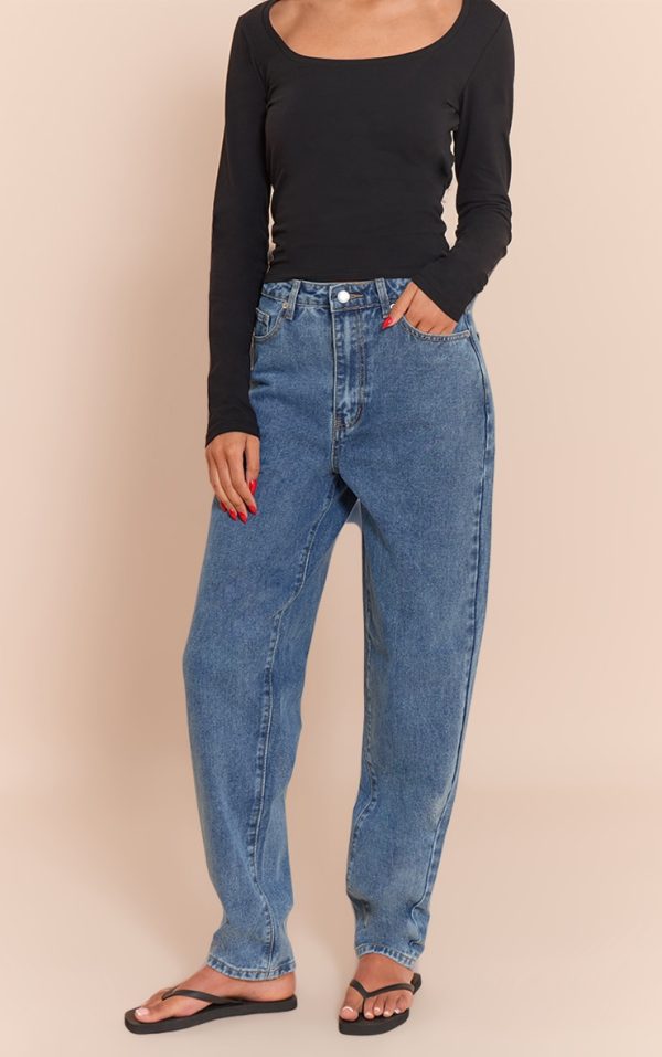 c2aa368c7b98f29e720f850fabad5e8196143d0e_CNL9578_2_tall_mid_blue_wash_high_waist_mom_jeans