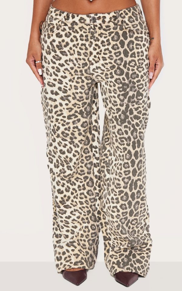 c2f49c46a7507c9e7cb1964ec597ca0a642b95ca_CNL0669_2_shape_leopard_denim_wide_leg_jeans