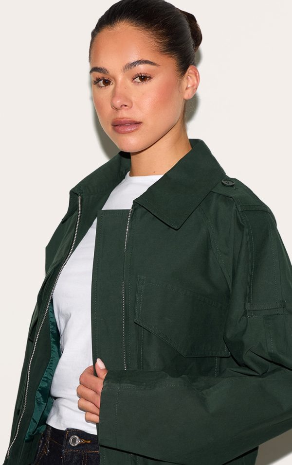 c4512c7a06c3fda8375e83836b4d451710b71c65_CNL7600_4_dark_khaki_trench_detail_cropped_zip_up_jacket