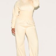 c555c14eaeaacb0f2e3bffe9538d4849357d3ca8_CNN0817_3_shape_lemon_boat_neck_cinched_waist_sweatshirt