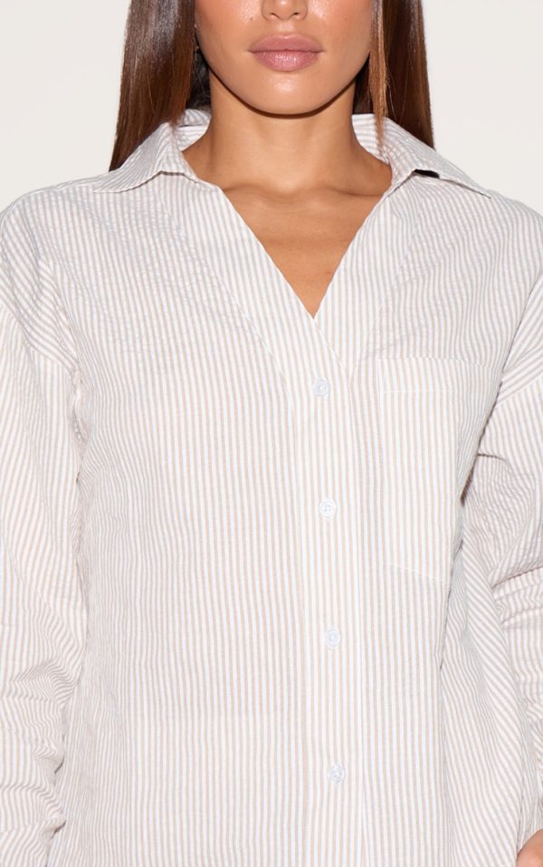 c7dc2fc5a649b25bb93e469ae6f99340634b0627_CNL9773_4_tall_cream_pinstripe_open_back_button_detail_shirt