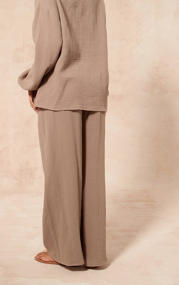 c8e4ac35e74cb4d915706ed8dbea76a08ace241e_CNM3179_3_clay_cheesecloth_textured_wide_leg_trouser