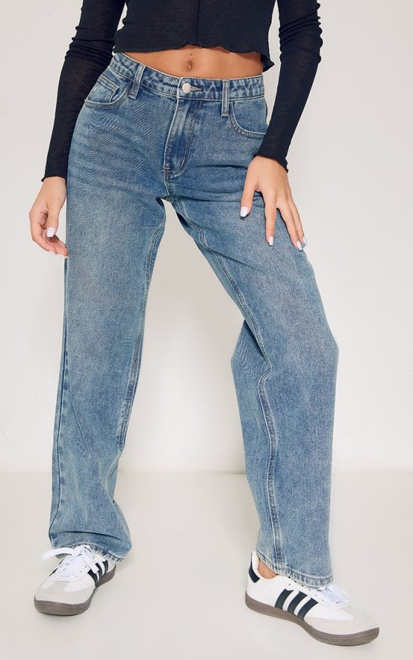c90bc2e48a14dd8ed4839fe3f09313ea71a635b8_cnf1420_2_petite_vintage_wash_rigid_low_rise_straight_leg_jeans