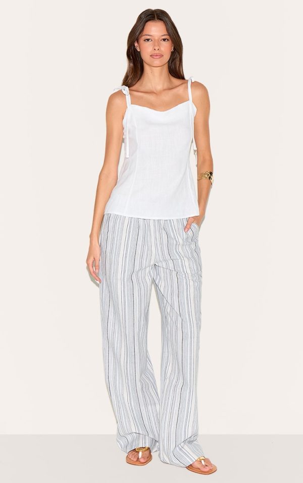 c95df1366757cc1c4bd2ee6ff1fb301ccefe7084_CNN1289_3_white_lightweight_woven_tie_strap_cami_top