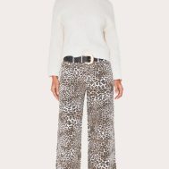 ca3fcc06b64ff6f66296a13327264dac22a13b58_CNL0364_1_leopard_print_high_waist_wide_leg_jeans