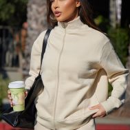 cc99357466a7a4e24e749a9acffcdd2c55ad5c90_CNK3525_1_beige_seam_detail_zip_through_sweatshirt