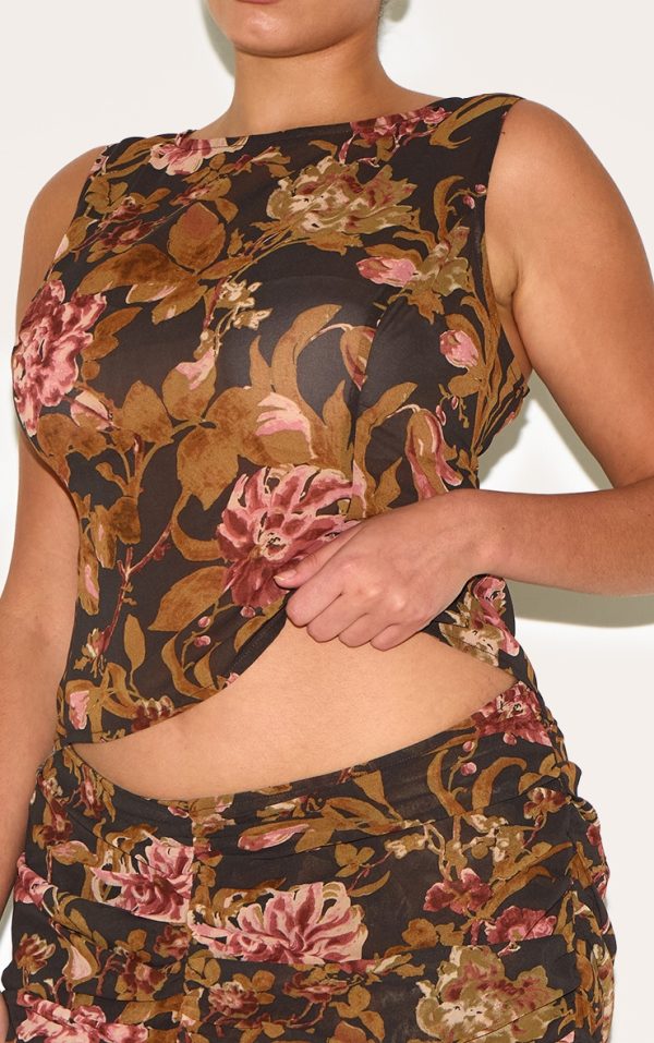 cfb48cee1269dc0a94c746283fef5e4f24b99c9b_CNM4473_4_plus_black_floral_printed_chiffon_boatneck_crop_top