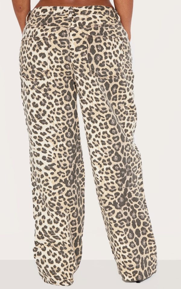 d2451f6095664878be0cc065770cb03c96700a6d_CNL0669_3_shape_leopard_denim_wide_leg_jeans