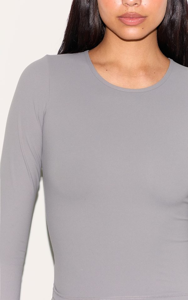 d4282c805a200afb8dc4951ae52afda9854e5c5c_CNH0077_4_tall_charcoal_contour_sculpt_long_sleeve_top