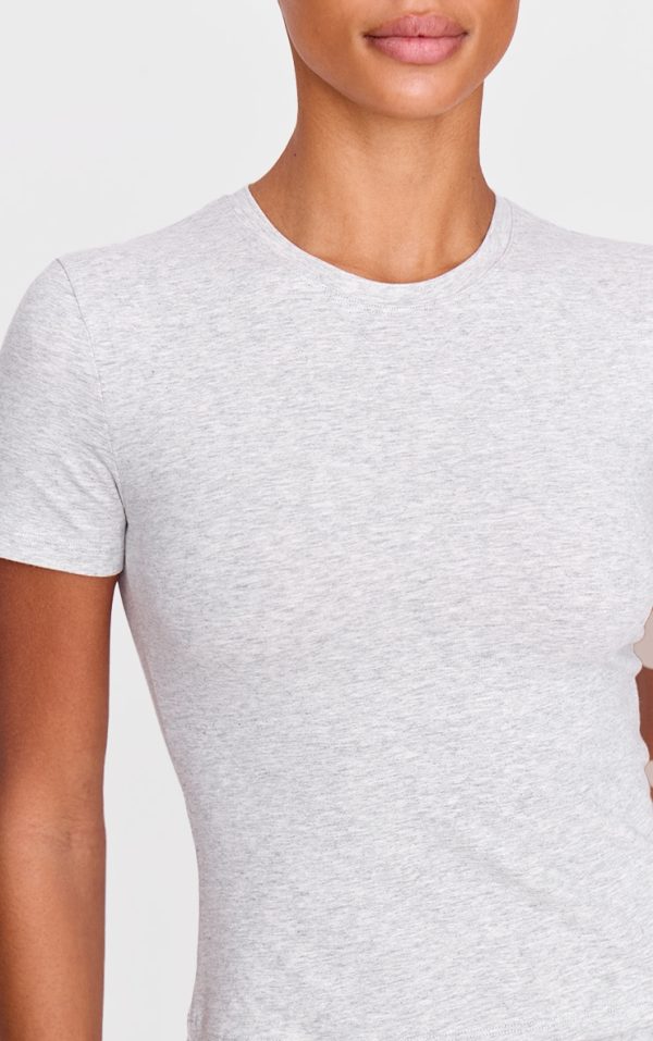 d82db074c7fbd3069557990a5b7878f7e06d3a19_CNJ3133_4_ash_grey_marl_ultimate_sculpt_longline_short_sleeve_gym_top
