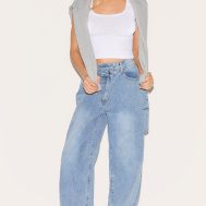 d9c23e487dfb2e1db34fd4e604d7bed3227fa770_CNJ7974_3_white_rib_scoop_neck_vest