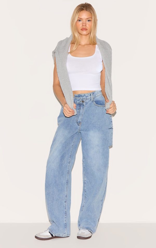 d9c23e487dfb2e1db34fd4e604d7bed3227fa770_CNJ7974_3_white_rib_scoop_neck_vest