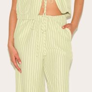 da9f12ed7230935918328b547d4ececcae47f949_CNM9054_4_petite_olive_striped_woven_wide_leg_trousers