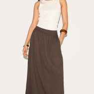 dacd96c0cb74c43335abf7a99beb3b15013252e3_CNM3530_4_dark_chocolate_linen_blend_seam_detail_mini_skirt