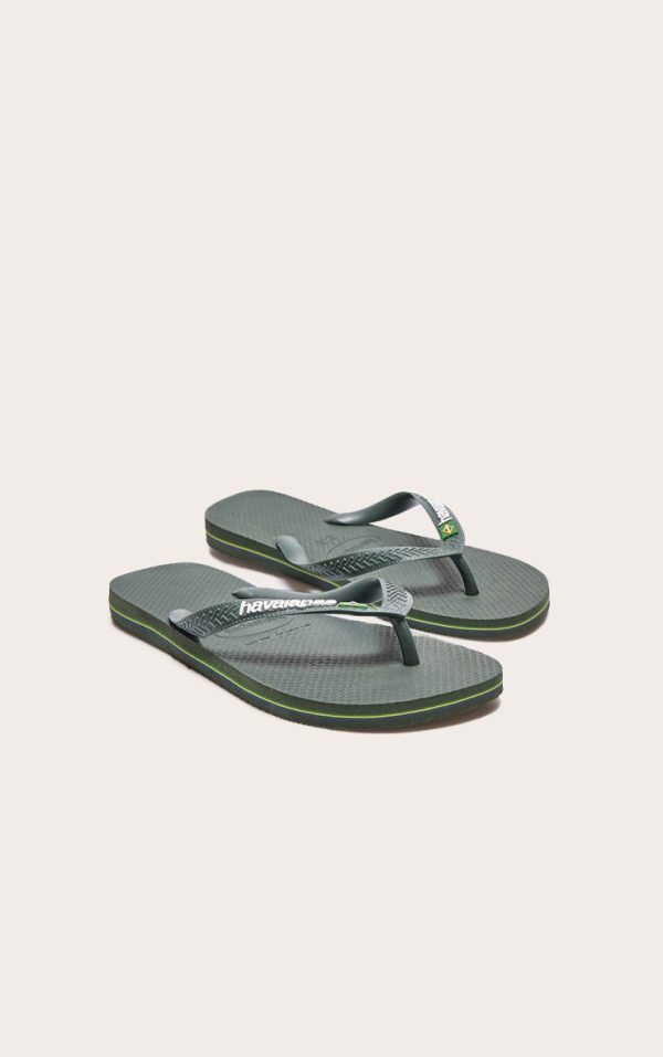 dc259969d86f190fa5374d35dc53617e7cea2e7f_CNH2818_2_green_havaianas_brasil_logo_top_classic_flip_flops