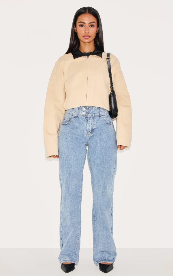 ddd1d3a6c32a93992fe91dfbd1fbb2984f7d9ef2_CNE7314_1_petite_light_blue_wash_denim_straight_leg_jeans