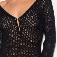 de59b9feb9619e5c85e6ae78e3bb9fc7f58b08a2_CNM4788_4_petite_black_knit_v_neck_maxi_dress