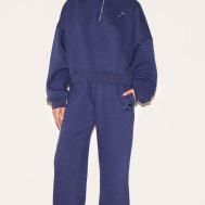 df85a289ceec7facd0c00cf4c72458ea426e8b61_CNK6320_1_prettylittlething_navy_wide_leg_embroidered_joggers