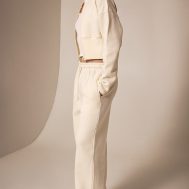 dfc3012277e1ab18f2df44624f9b8d83c583f66c_CNK7296_3_cream_extreme_cinched_waist_sweatshirt-1