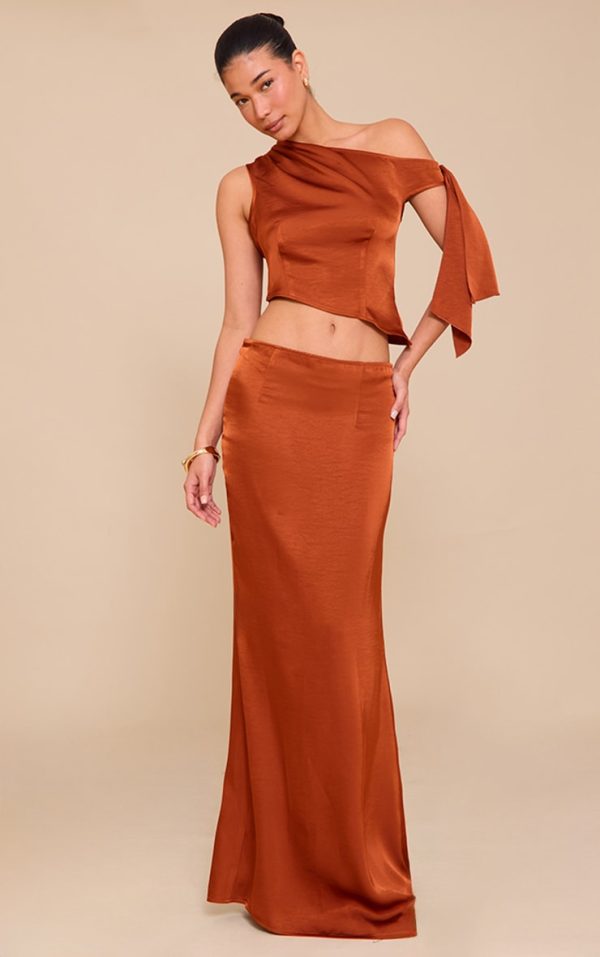 e23c096634507171477de5f9ed25322d8fd5db85_CNM5345_4_rust_mid_rise_satin_maxi_skirt