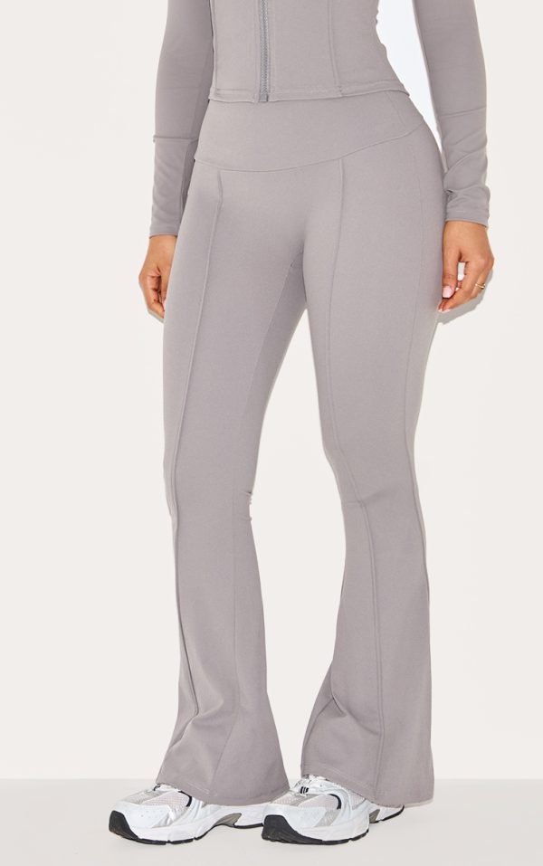 e4e7f6500ebb82c415b540be707b376b938d1d3f_CNG8719_2_petite_charcoal_contour_sculpt_seam_detail_flared_trousers