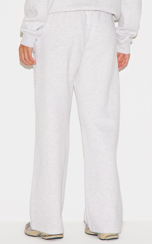 e5c796d99af0d8c94ace547737ca4c8d2a506a18_CNL9633_3_cream_new_york_embroidered_wide_leg_joggers