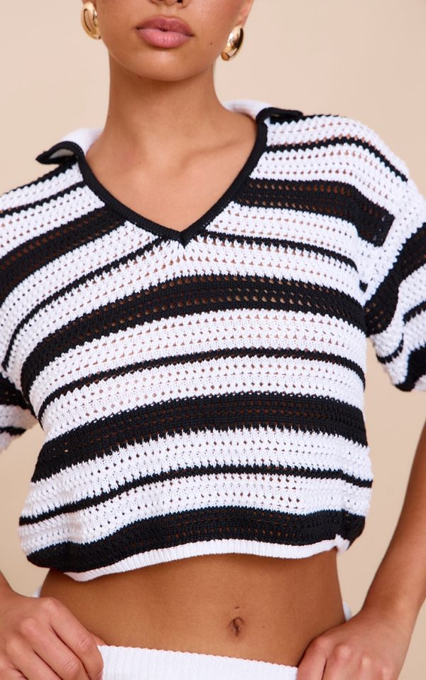 ea19e31eec2bd39e876c6d3b46343ec235492322_CNL9612_4_monochrome_crochet_stripe_knit_polo_top