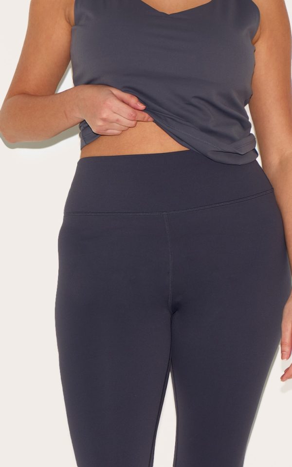 eb6ef7a238c60155ec5ca501ed3488dc0813dadd_CNL5114_9_charcoal_sculpt_cropped_gym_leggings