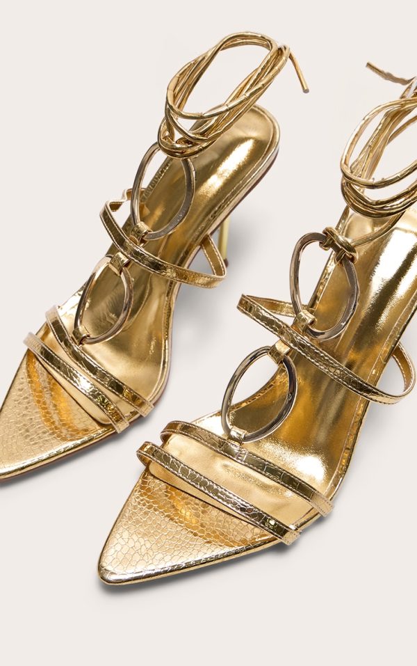 ecfb1eb43a0e60b1bc142cd479a4d034be87ff9c_CNK0225_4_gold_croc_pu_point_toe_ring_detail_lace_up_heeled_sandals