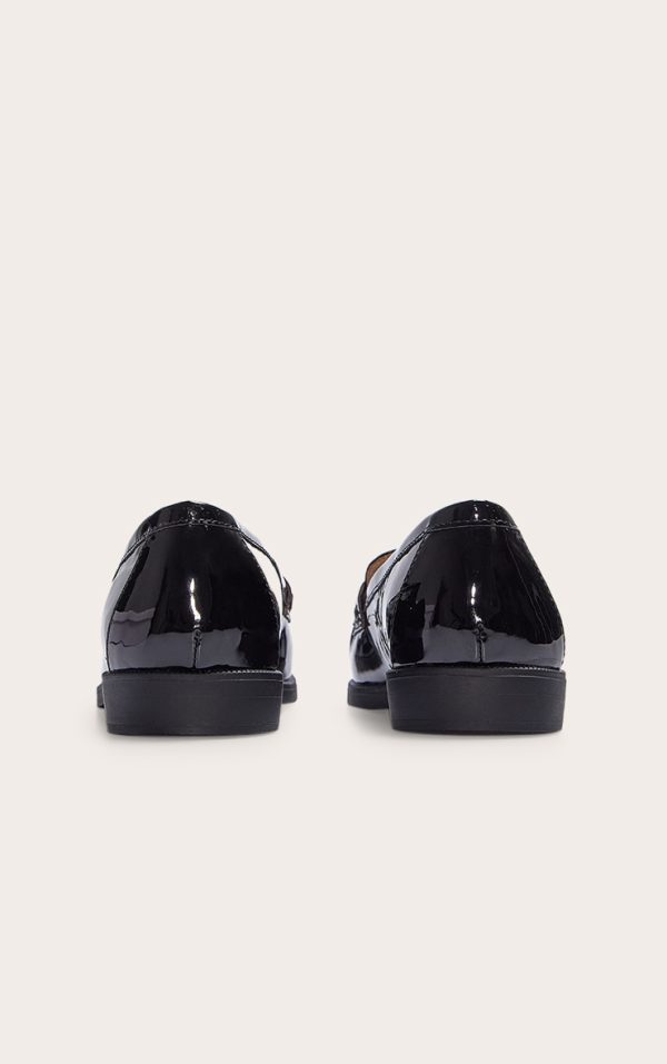 ed712d76c98615f299e7aa382c0fc734a9bbb79d_CNN2128_3_black_patent_round_toe_loafer