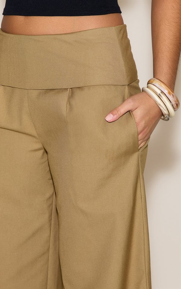 ed749f02a9ddb2e0e346911d1693460397e299b7_CNM0495_4_latte_tailored_woven_foldover_straight_leg_trousers