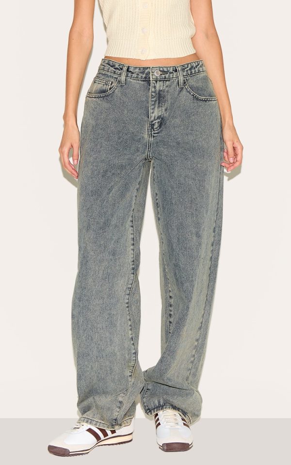 ed81ec21d8ecf25373a0081db8854868a78d38c4_CNM0948_2_vintage_mid_rise_straight_leg_jeans