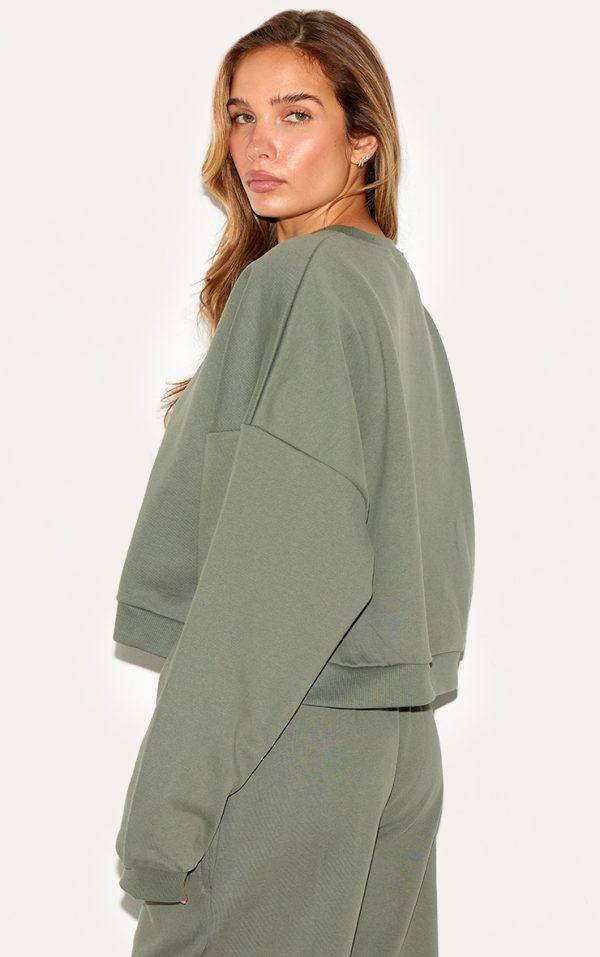 ef04891841c81da67fc6eeac5f4b3b99815c7502_CNL7438_2_olive_premium_boxy_sweatshirt