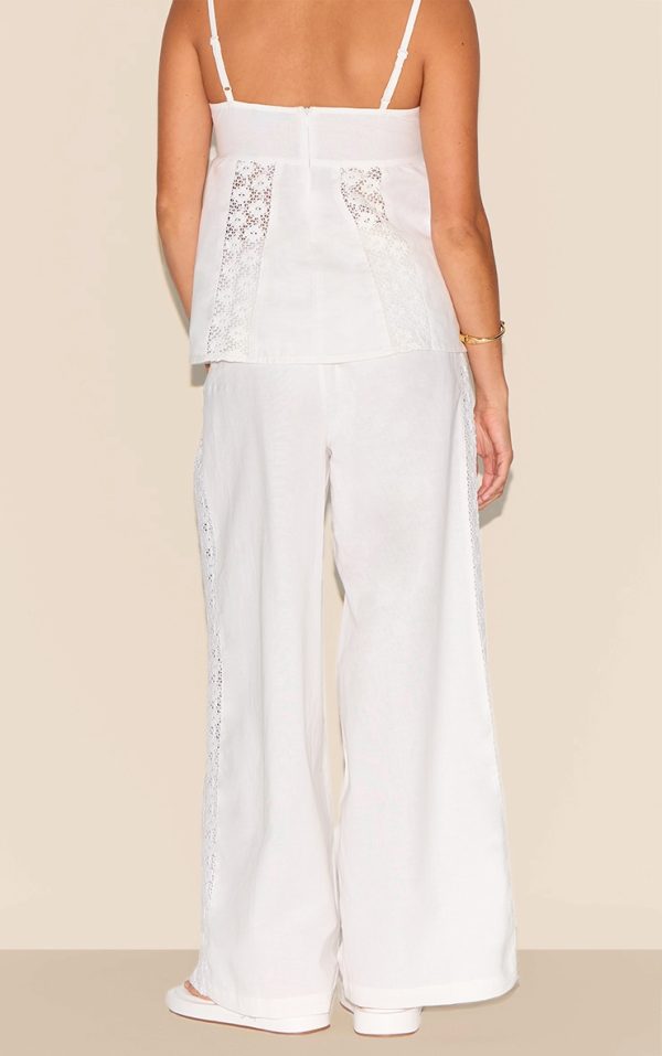 ef08102924f6fee3fd7b2b8a6a3ad87ebd9e6528_CNM5458_3_petite_white_linen_look_crochet_side_detail_wide_leg_trousers