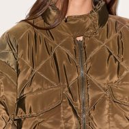 efad1d49225cf47801cf8ef0a3781525bb84e262_CNL8602_4_khaki_cropped_quilted_jacket