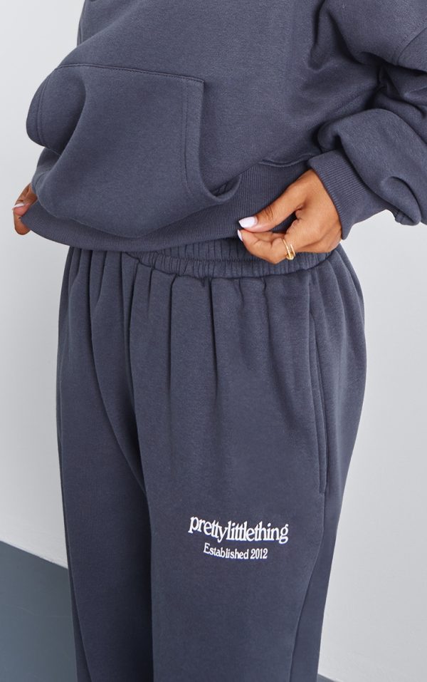 f0fe8b9f5f50810c4b74073aef00790f70c9507c_CNK1338_4_petite_charcoal_slogan_cuffed_joggers