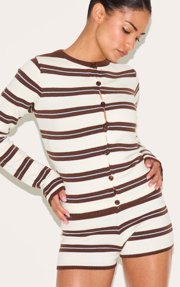 f5d52d38e4c40127fc5bfa61a443d9cd9ea1a57a_CNM9039_1_petite_multi_knitted_stripe_mini_shorts